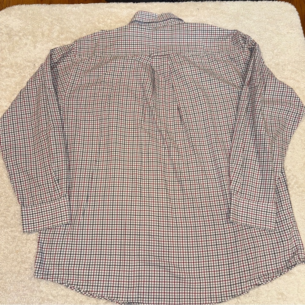 Orvis Red and Blue Plaid Men's Shirt - Picture 5 of 5